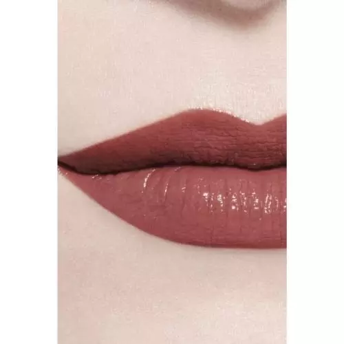 RED LACQUER LOOK THE ULTRA LONG-LASTING GLOSSY LIQUID RED 3145891650631.jpg