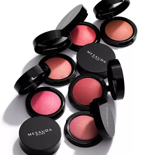 BLUSH & GLOW Illuminating Blush 8050262406708_4.jpg