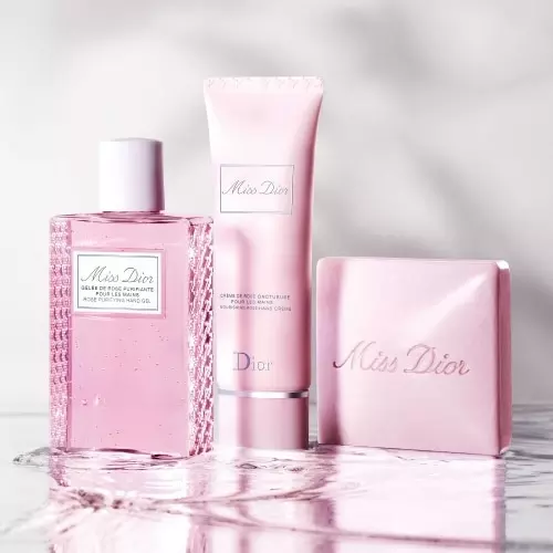 MISS DIOR Savon Floral Parfumé Savon solide - Nettoie et purifie 3348901603911_2.jpg