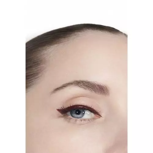 LE LINER DE CHANEL Eye-liner liquide haute precision, longue tenue et waterproof 3145891875362_5.jpg