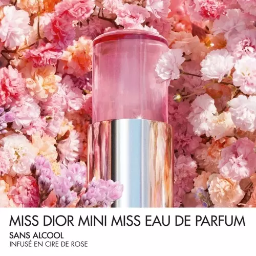 MISS DIOR Eau de Parfum solide en stick sans alcool 3348901683609_3.jpg