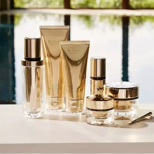 RE-NUTRIV ULTIMATE DIAMOND Crème Contour des Yeux Révélatrice d'Energie Capture d’écran_11-3-2025_14229_sdcdn.io.jpeg