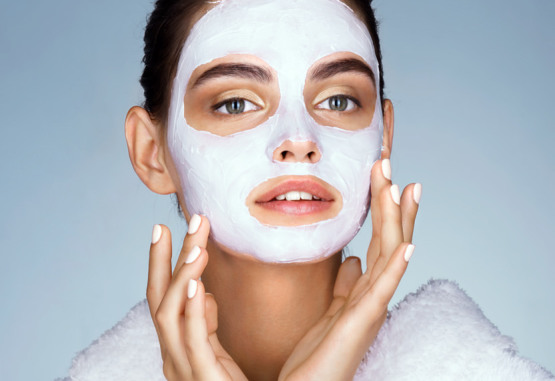 Masque peau sensible : le choisir et l'appliquer - Parfumdo